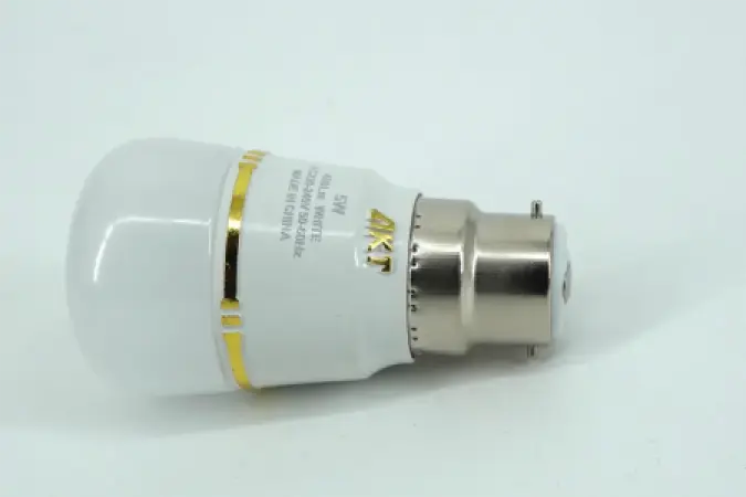 AKT 5W LED灯泡 – 高亮节能家用与办公照明