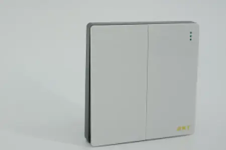 Interrupteurs et Prises AKT 1 Poste, 2 Postes