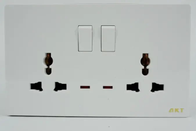 AKT 13A*2 Switched Socket via Indicator