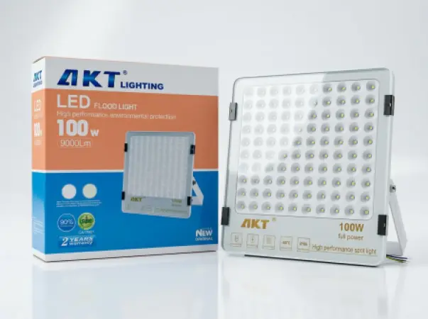 AKT 100W LED 泛光灯 IP66 防水 9000流明