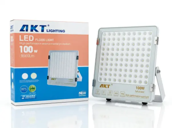 AKT 100W LED 泛光灯 IP66 防水 9000流明